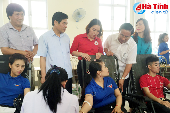 Ngày hội “Những giọt máu hồng” tôn vinh 19 cá nhân tiêu biểu