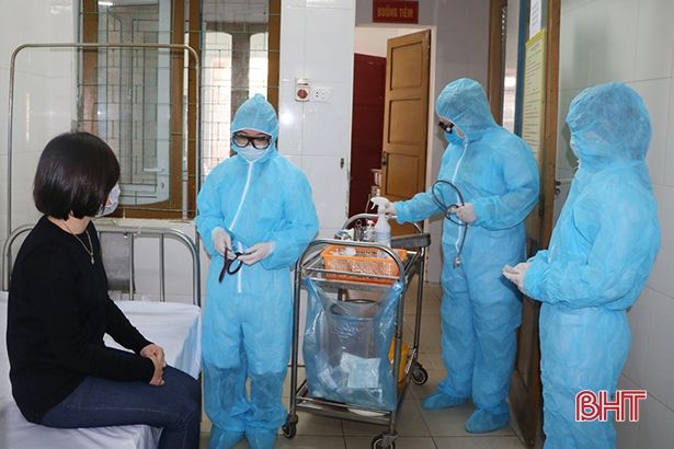 Đường dây nóng phòng chống Covid-19 và 13 bệnh viện thu dung, điều trị bệnh nhân