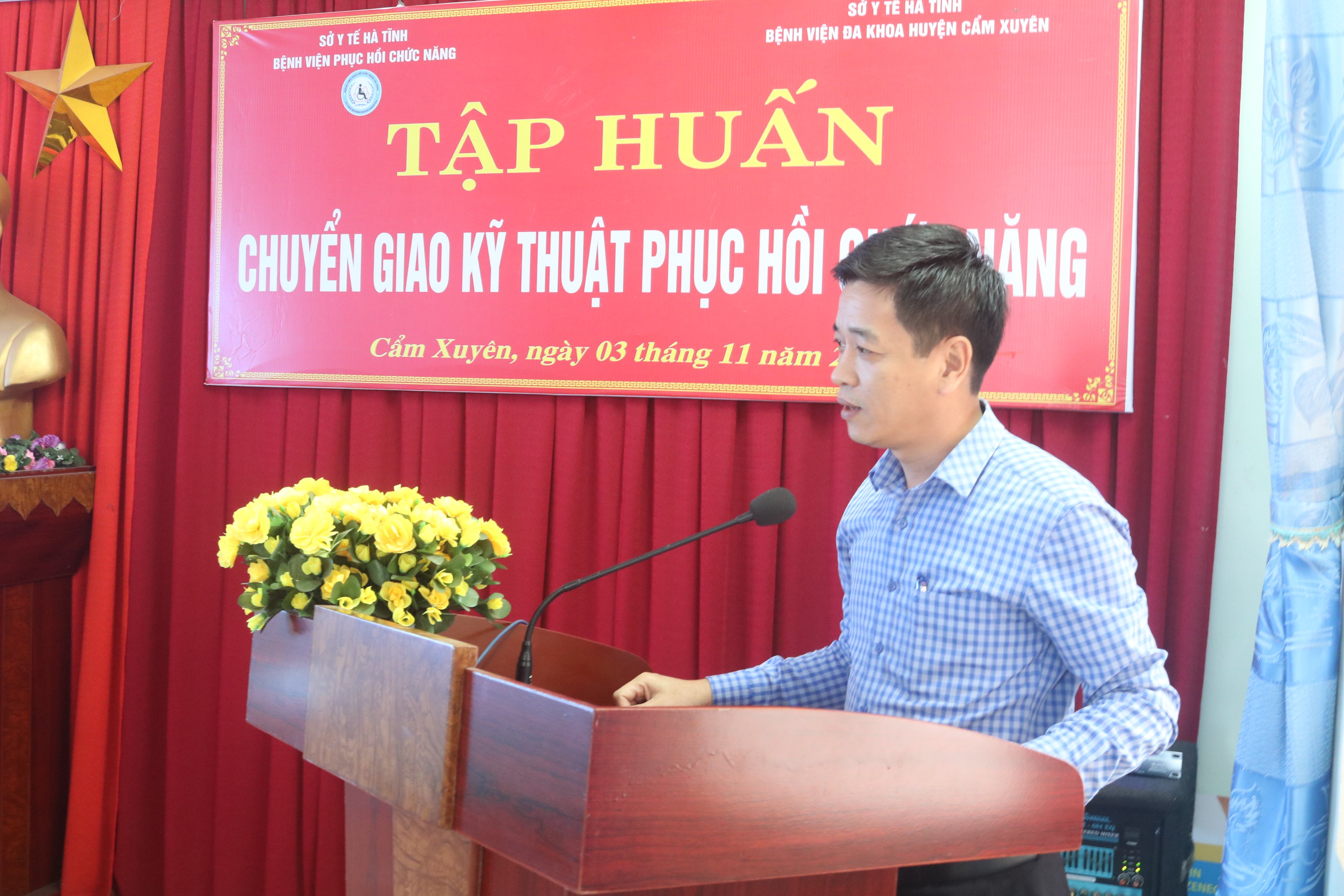 Bệnh viện Phục Hồi Chức Năng tỉnh Hà Tĩnh chuyển giao kỹ thuật tại Bệnh Viện Đa Khoa Cẩm Xuyên