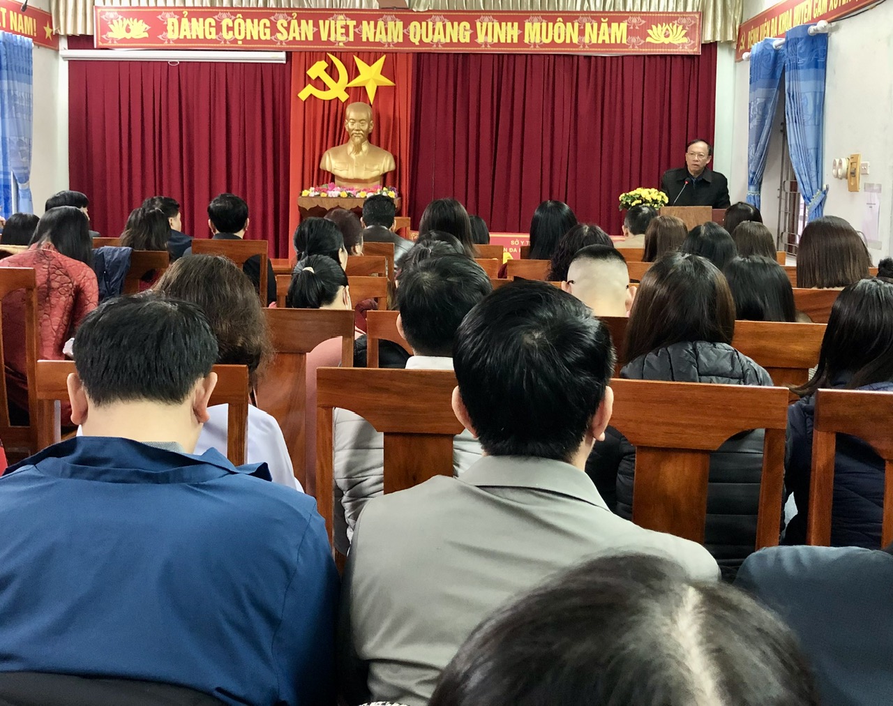 LỄ CHÀO CỜ THÁNG 3 NĂM 2024 VÀ HƯỞNG ỨNG TUẦN LỄ ÁO DÀI
