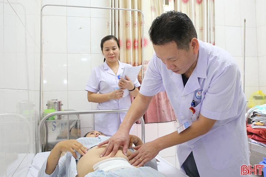 Cấp cứu thành công trường hợp bị cạn ối, sa dây rốn