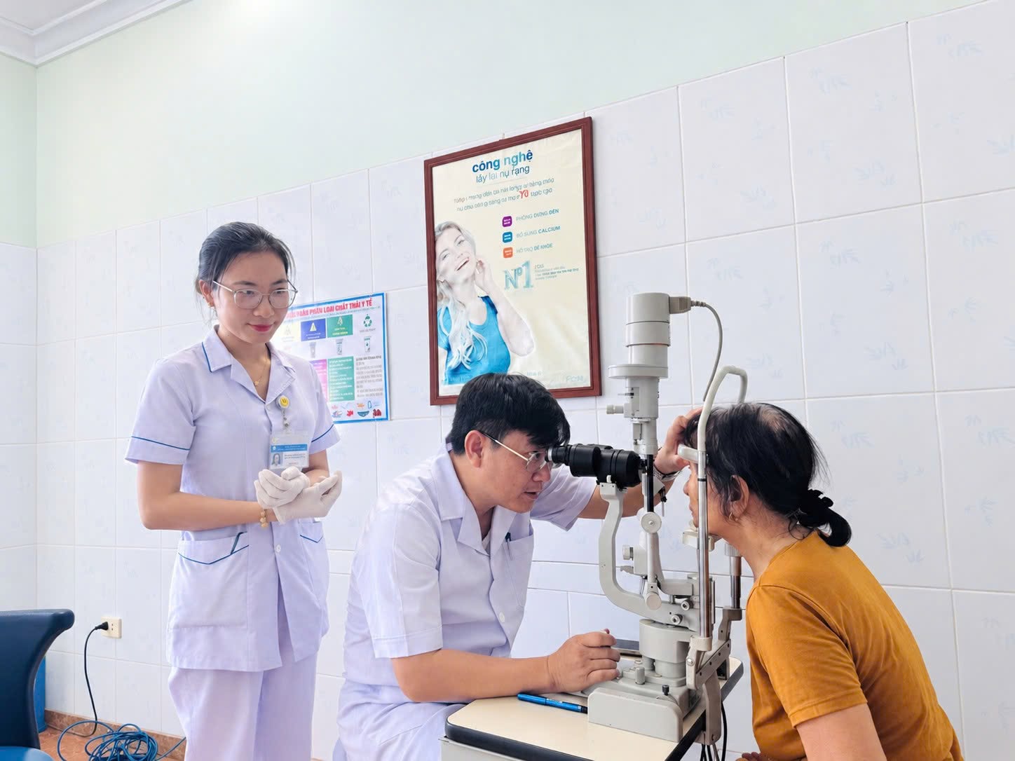 NÂNG CAO CHẤT LƯỢNG CHUYÊN KHOA MẮT TẠI TRUNG TÂM Y TẾ CẨM XUYÊN
