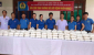 trao tặng các suất cơm cho bệnh nhân
